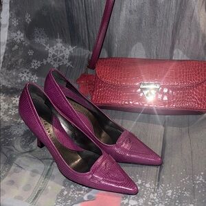 Gianni Bini Fuchsia Pointed-Toe Kitten Heel Pumps